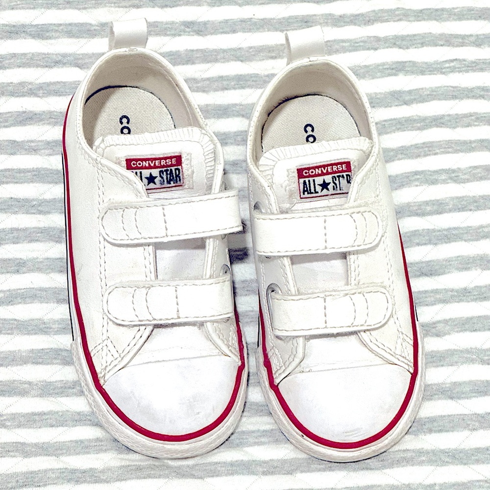 Chuck Taylor All Star Easy-On Leather